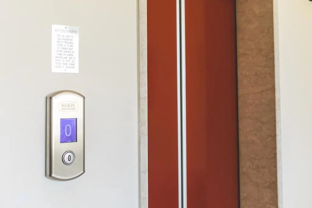 Apartament Comfort Urbano Con Box Auto Privato Pawia